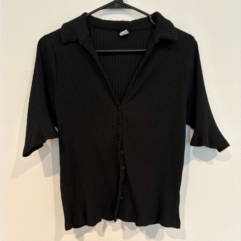 Vintage Old Navy Black Ribbed Button-Front Women’s Top